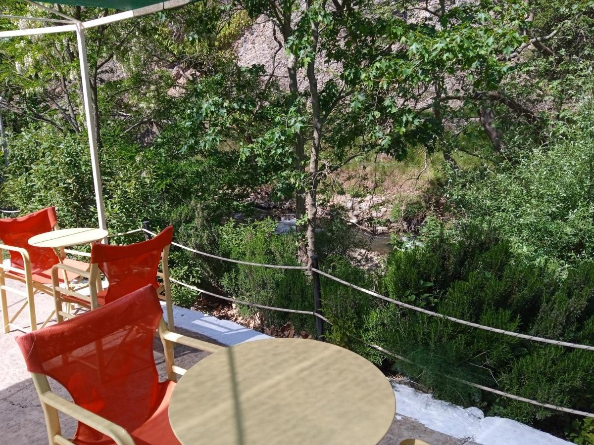 קלבריטה Guesthouse Eleftherios מראה חיצוני תמונה