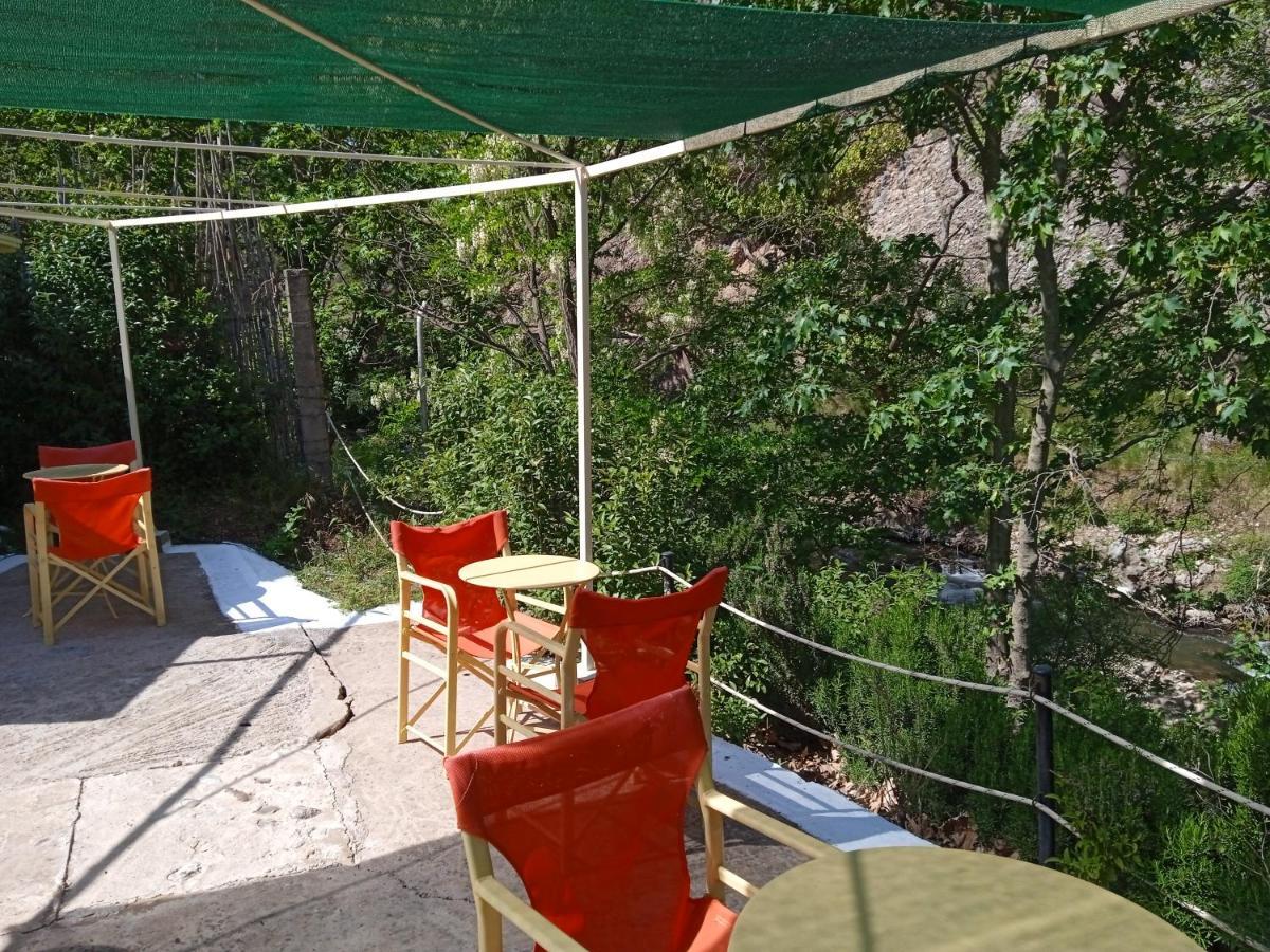 קלבריטה Guesthouse Eleftherios מראה חיצוני תמונה