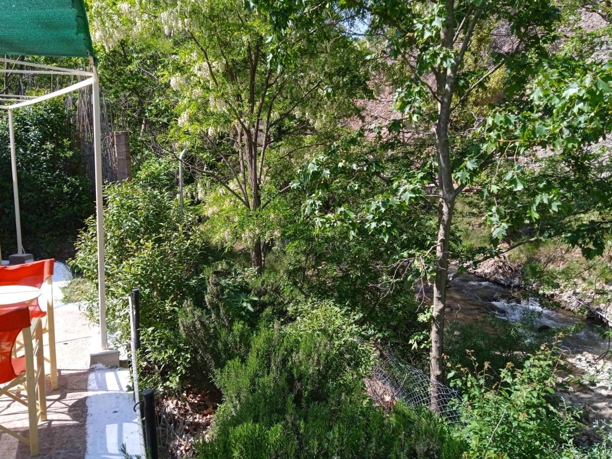 קלבריטה Guesthouse Eleftherios מראה חיצוני תמונה