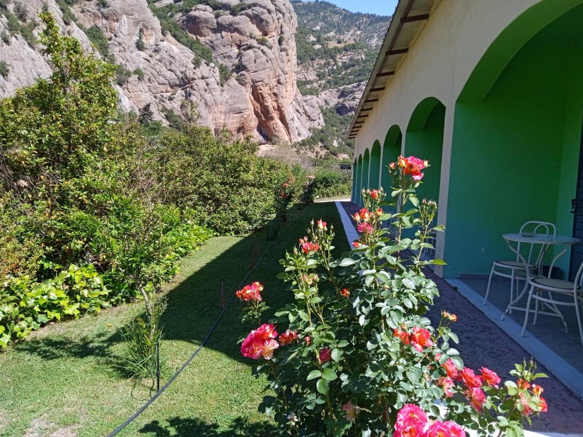 קלבריטה Guesthouse Eleftherios מראה חיצוני תמונה