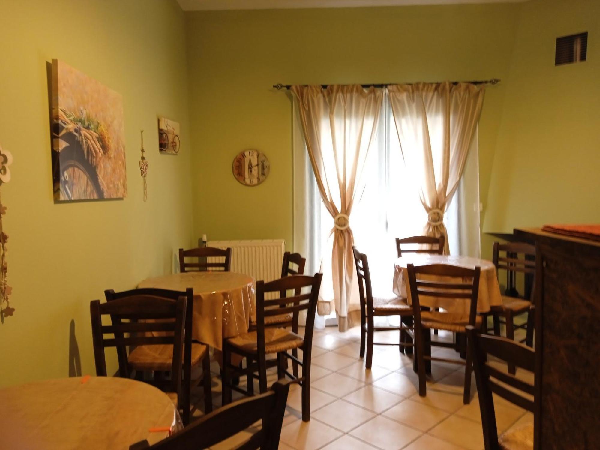 קלבריטה Guesthouse Eleftherios מראה חיצוני תמונה